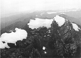 Cartenz Timur, atau Puncak Jayawijaya