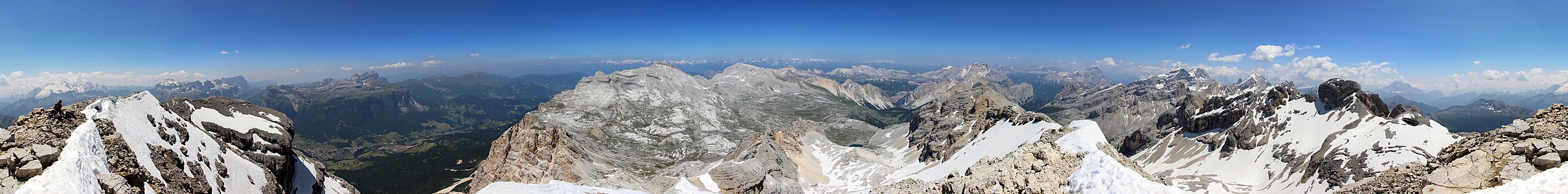 die Cima Cunturines von Nordwesten im Panorama von der Lavarella