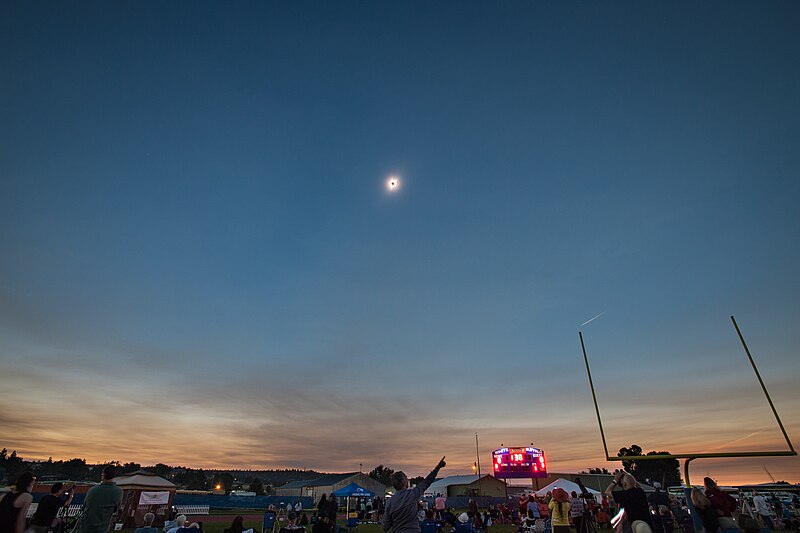 File:2017 Total Solar Eclipse (NHQ201708210115).jpg