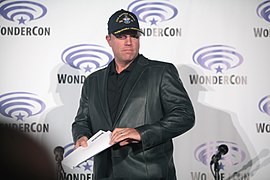 Adam Baldwin (25524297824).jpg