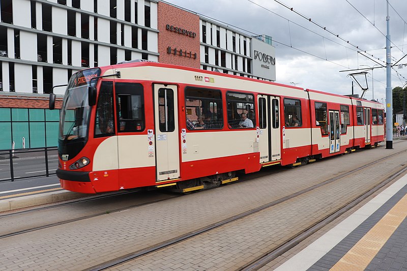 File:Gdansk tramwaj 1117.jpg