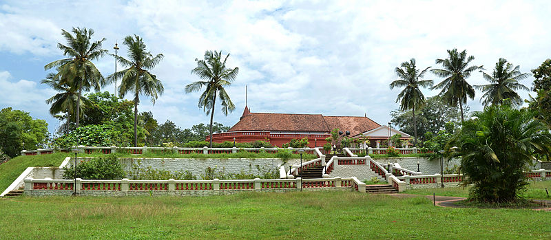 File:Kanakakkunnu Palace DSW.jpg