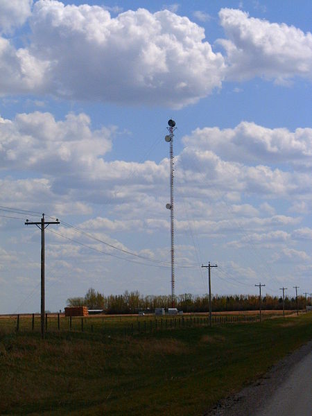 File:Alberta microwave tower 028.jpg