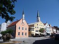 Marktplatz mit dem Rathaus von 1862