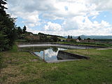 Čeština: Bazén v Dobkovičkách. Okres Litoměřice, Česká republika. English: Pool at Dobkovičky village, Litoměřice District, Czech Republic.