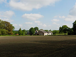 La ferme du Mesnil à Quiévelon.- Parc naturel régional de l'Avesnois, dans le Nord.