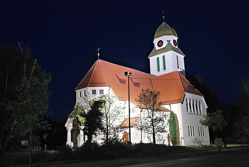 File:Christuskirche Eislingen.JPG