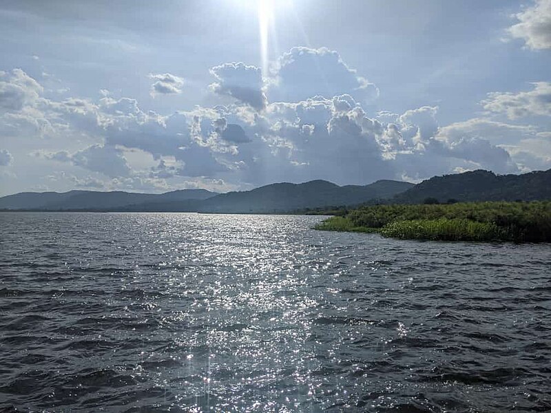 File:Sunshine over the Lake Victoria.jpg