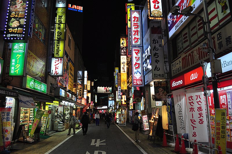 File:Shinjuku 08 (15546639937).jpg