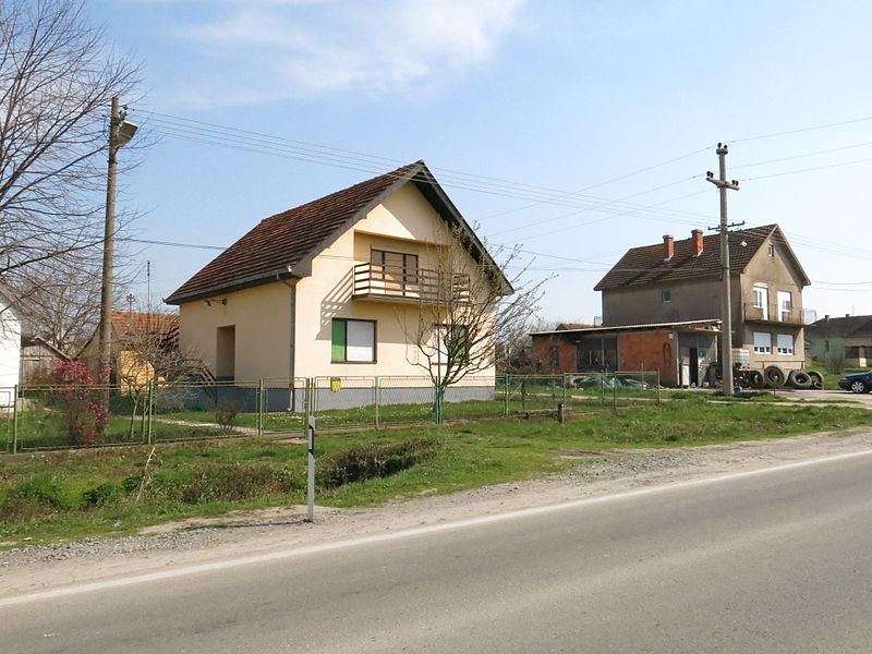 File:Riđake, Ulica, 02.jpg