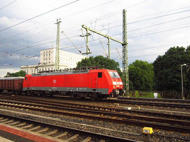 File:189 010-2 Dresden Hauptbahnhof.jpg