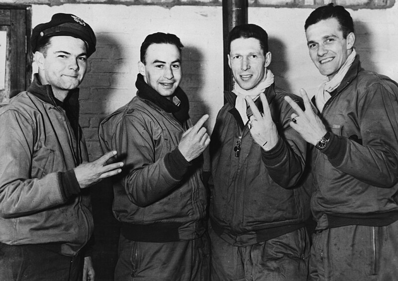 File:357th FG pilots.jpg