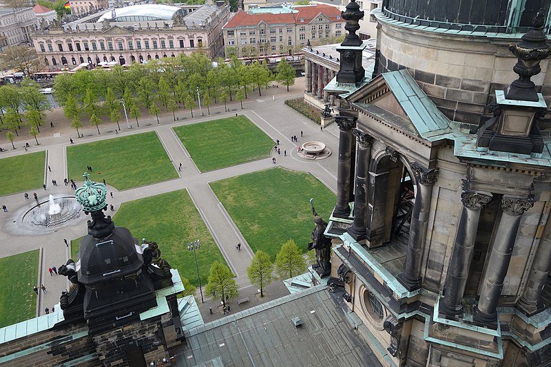 File:20170422 BerlinerDom 4733 (35341297583).jpg