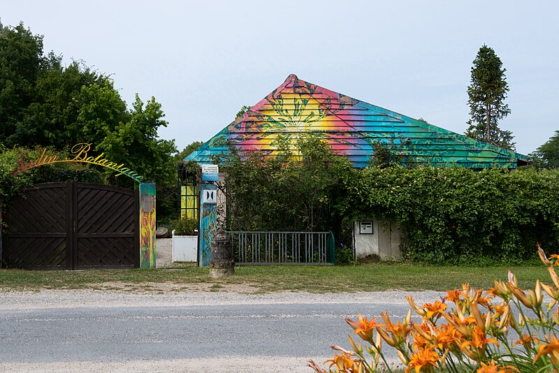 File:Jardin botanique Marnay-sur-Seine.jpg