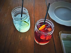 Limeade, sangria (28951862464).jpg