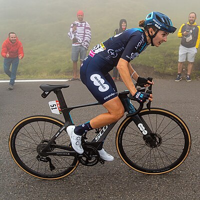 Juliette Labous in Tourmalet, foggy weather, during Tour de France Femmes 2023.