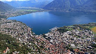 Locarno porto - panoramio.jpg