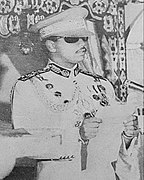 Hassanal Bolkiah (1967).jpg