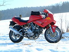 25.5.11 Ducati 750SS