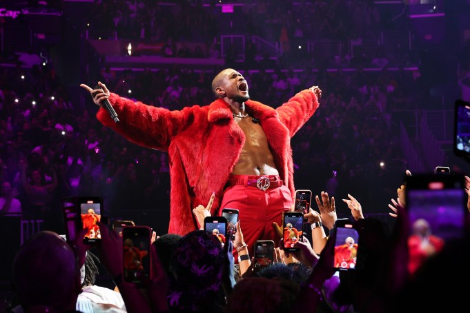 WASHINGTON, DC - AUGUST 20: Usher performs onstage during the USHER: Past Present Future Tour Kick Off at Capital One Arena on August 20, 2024 in Washington, DC. (Photo by Theo Wargo/Getty Images for Live Nation)