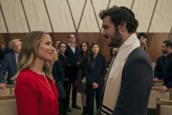 NOBODY WANTS THIS, from left: Kristen Bell, Adam Brody, (Season 1, ep. 102, aired Sept. 26, 2024). photo: Stefania Rosin / ©Netflix / Courtesy Everett Collection