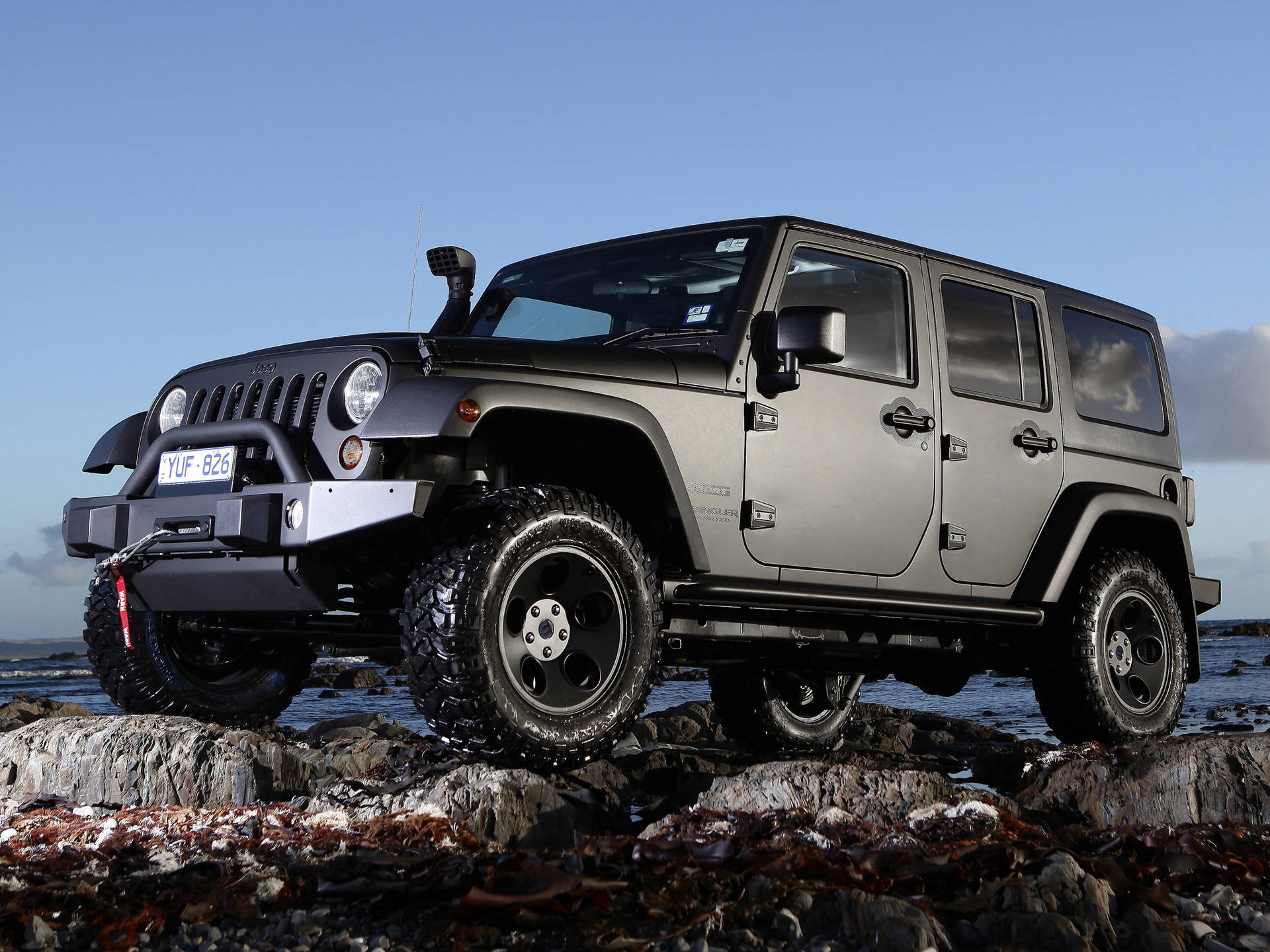 Black Jeep Wallpaper