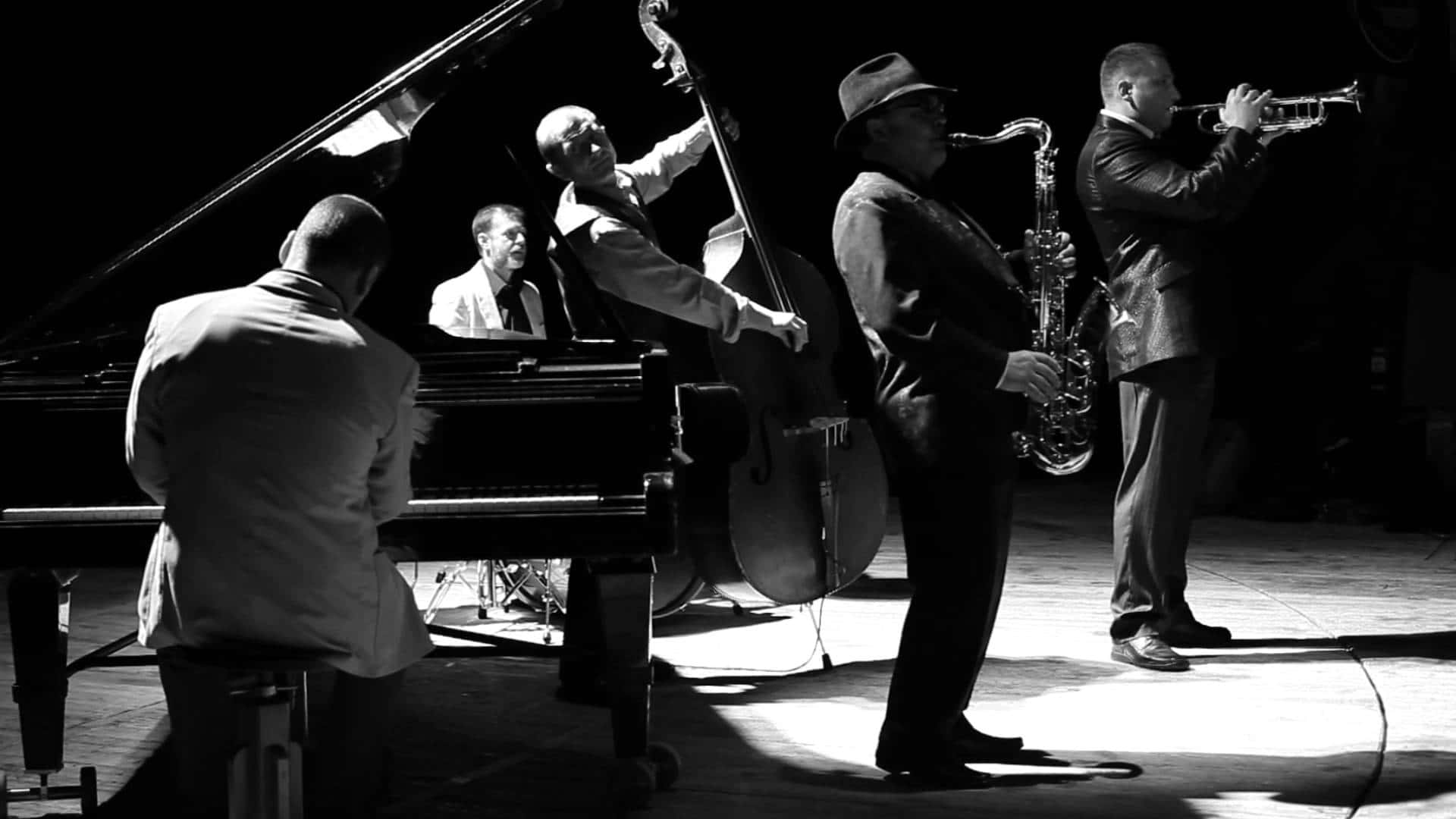 Captivating Jazz Ensemble Wallpaper