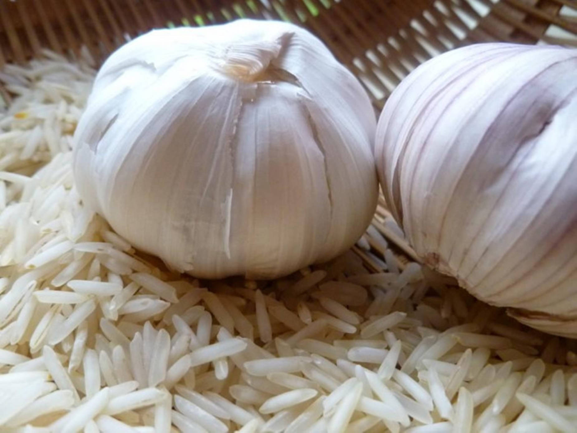 Fresh Garlic Cloves with Rice Grains Wallpaper