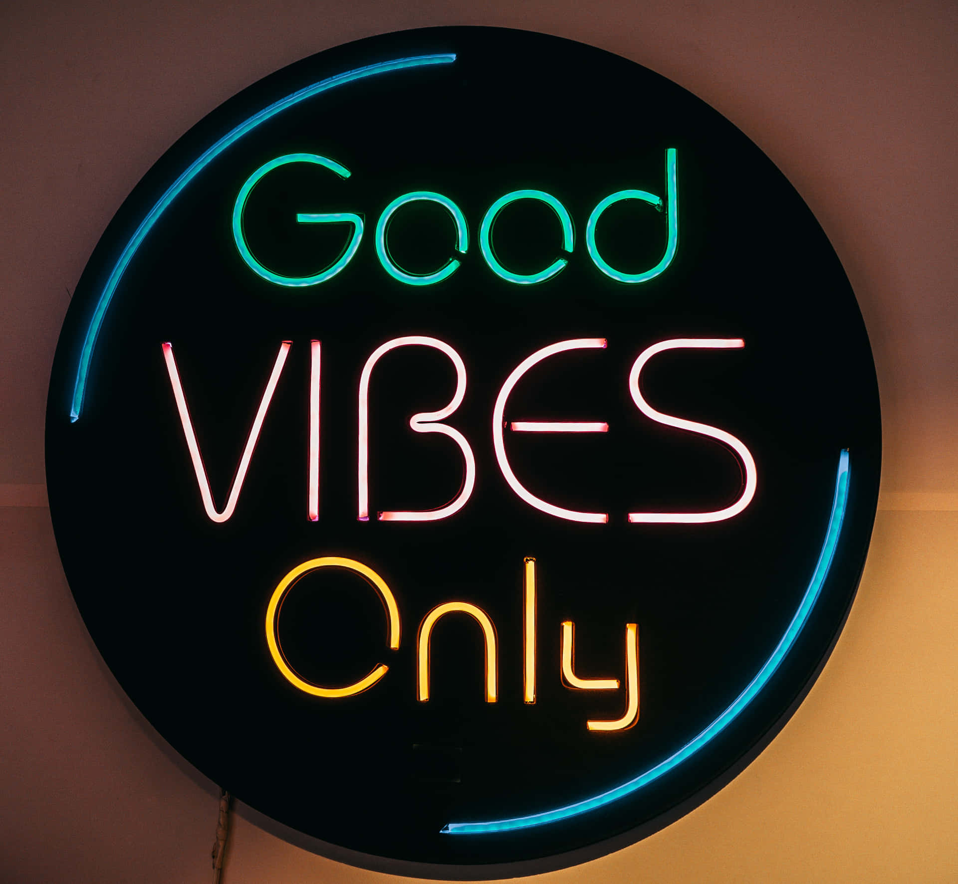 Good Vibe Neon Sign Wallpaper