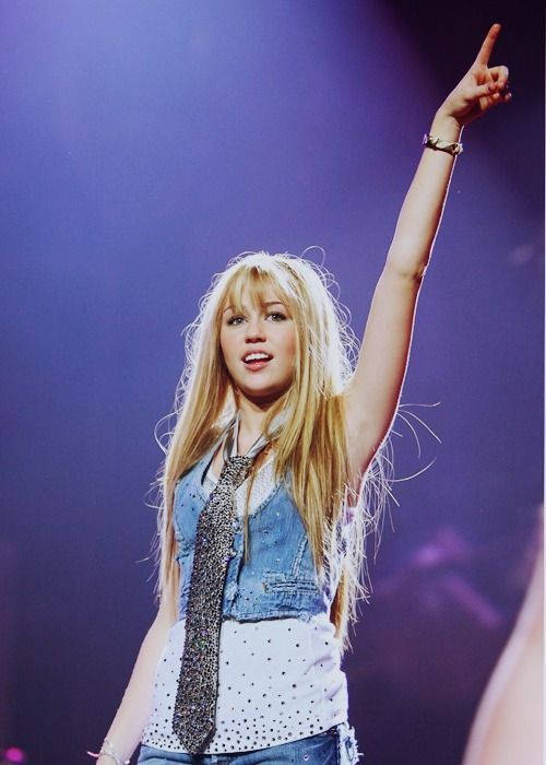 Hannah Montana Di Konser Wallpaper