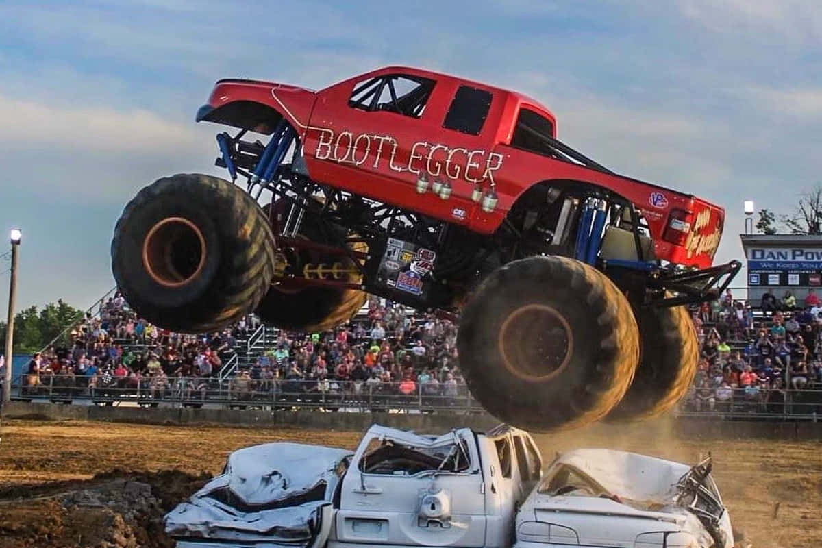 Imagendel Monster Truck Rojo Bootlegger