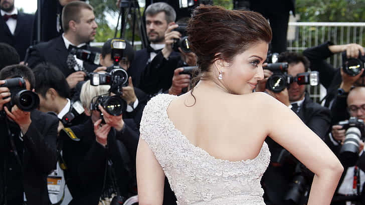 Paparazzi Aishwarya Rai Wallpaper