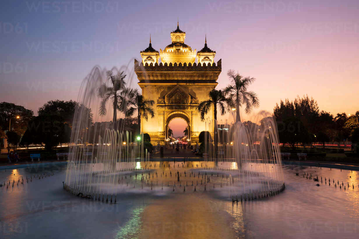 Patuxai War Monument At Sundown Wallpaper