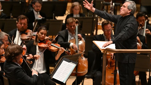 Article thumbnail: Sir Antonio Pappano opens a new chapter as Chief Conductor of the LSO performing Carl Nielsen: Helios Overture, Sir James MacMillan Concerto for Orchestra 'Ghosts' (world premiere, LSO commission) * and Jean Sibelius Symphony No 1 in the Barbican Hall on Wednesday 11 Sept. 2024. Photo by Mark Allan Provided by chris.millard@lso.co.uk