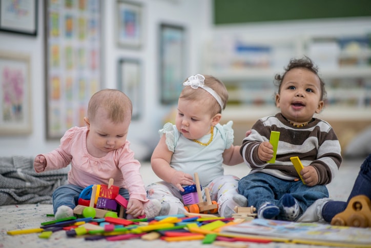 7 winning alternatives to daycare: What parents need to know