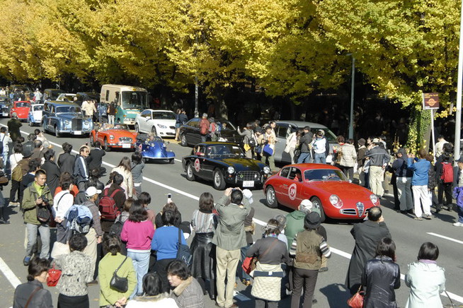 神宮外苑での開催もすっかりお馴染となったトヨタ博物館クラシックカーフェスタ。個人所有の日米欧のクラシ...