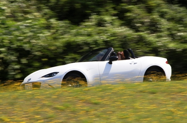   マツダ ロードスター（ROADSTER）新車情報の目次   マツダ女子、新型...