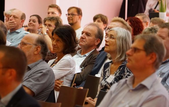 Vor allem Vertreter aus den Gemeinden der Evangelischen Landeskirche in Württemberg sind zum Digitalisierungsforum gekommen.