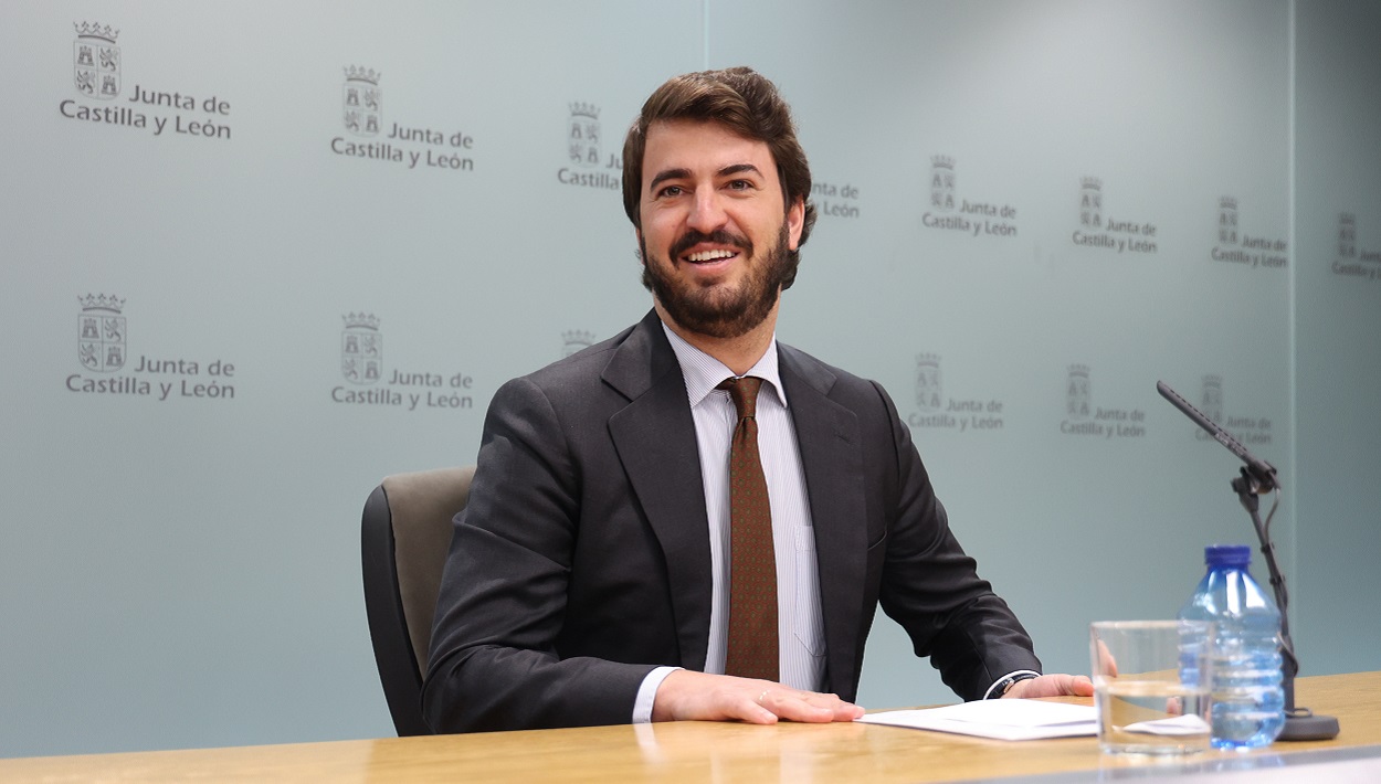 Juan García Gallardo en rueda de prensa. EP