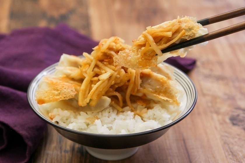 ギョーザのポリポリ大根のせ丼