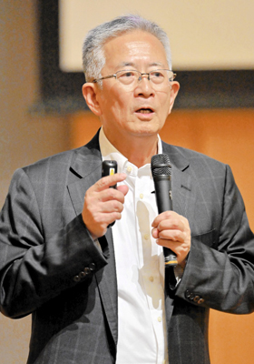 福和　伸夫　氏