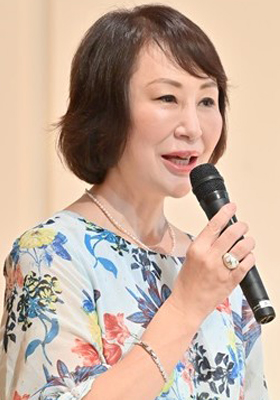 小松　成美 氏