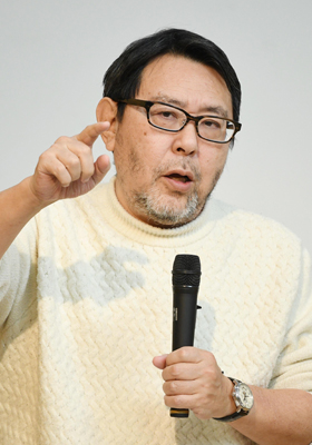 本郷　和人　氏