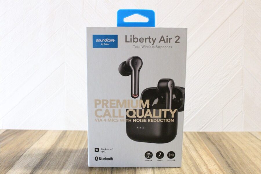 SoundCore Liberty Air2の本体外箱表面