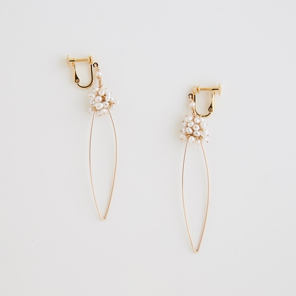 yʐ^zasumi bijoux shirotsumekusa long hoop earring