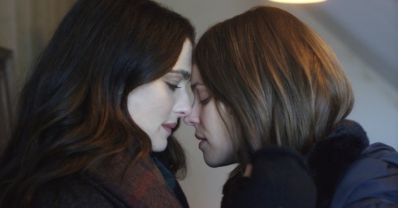 DISOBEDIENCE, l-r: Rachel Weisz, Rachel McAdams, 2017. © Bleecker Street Media/courtesy Everett Collection