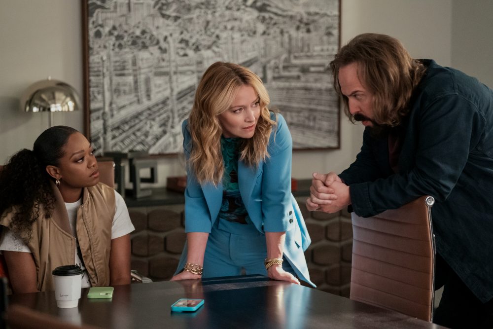 The Lincoln Lawyer. (L to R) Jazz Raycole as Izzy Letts, Becki Newton as Lorna Crane, Angus Sampson as Denis "Cisco" Wojciechowski in episode 309 of The Lincoln Lawyer. Cr. Lara Solanki/Netflix © 2024