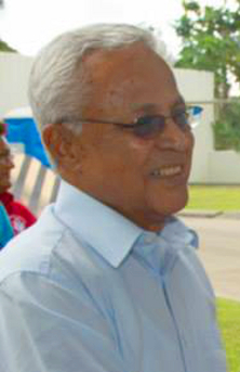 Mahendra Chaudhry 2015.jpg