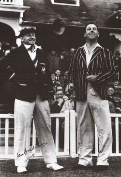 Allan White and Bradman at Worcester.jpg