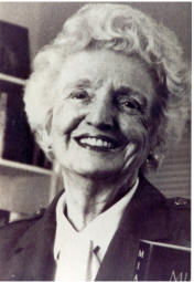 Helen Muir Reporter headshot with Miami USA 2nd ed.jpg